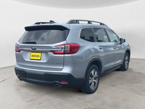 Ice Silver Metallic 2025 Subaru Ascent Premium