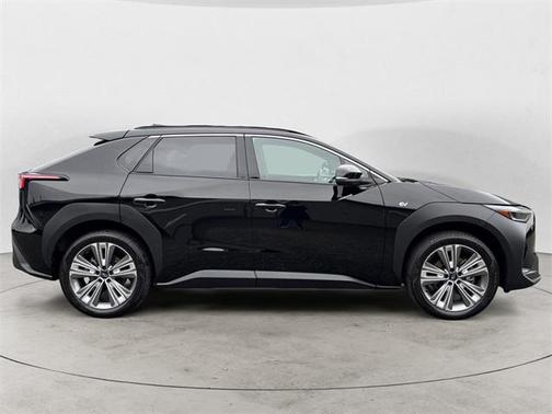 2023 Subaru Solterra Touring