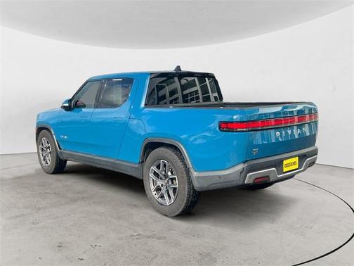 2024 Rivian R1T Adventure Package