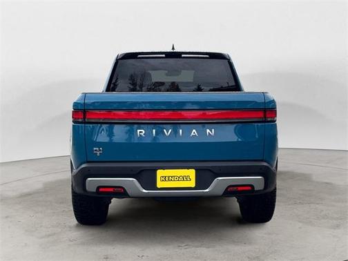 2024 Rivian R1T Adventure Package