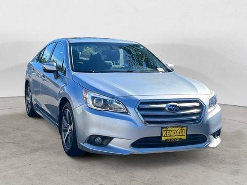 Ice Silver Metallic 2017 Subaru Legacy 2.5i Limited