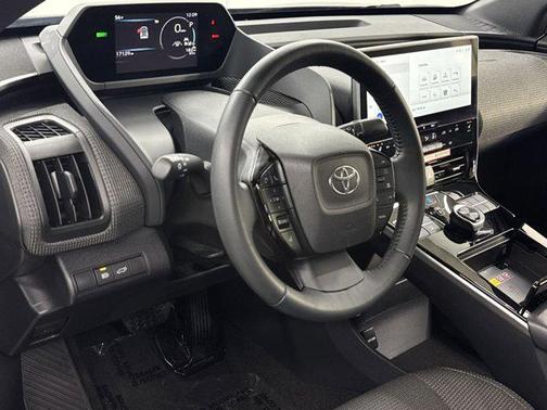 2024 Toyota bZ4X XLE
