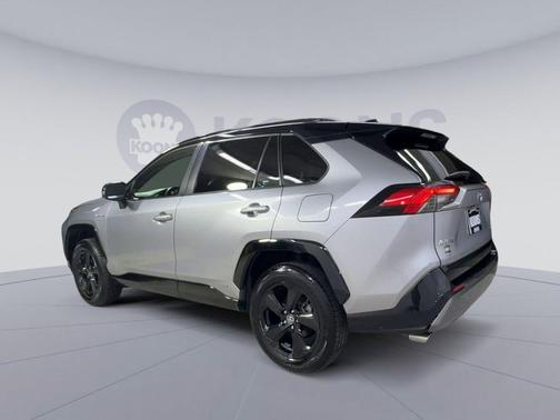 Silver Sky Metallic w/Midnight Black Roof 2020 Toyota RAV4 Hybrid SE