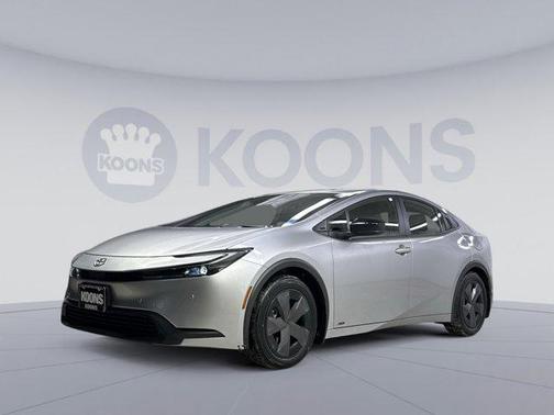 2024 Toyota Prius LE