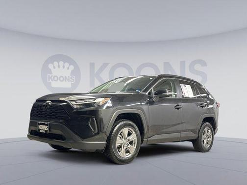 2024 Toyota RAV4 XLE