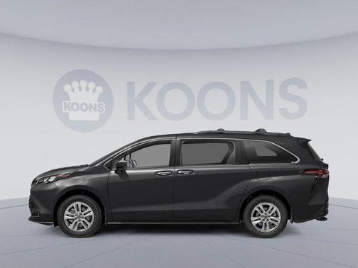 2025 Toyota Sienna Woodland Edition
