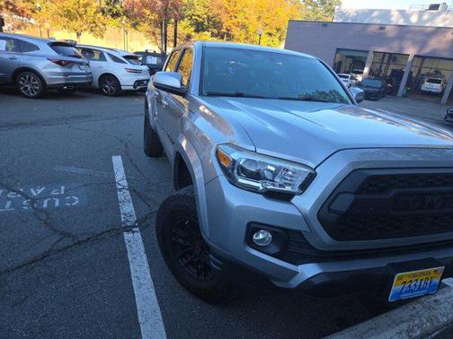 2017 Toyota Tacoma SR5