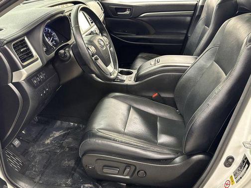 2018 Toyota Highlander Limited Platinum