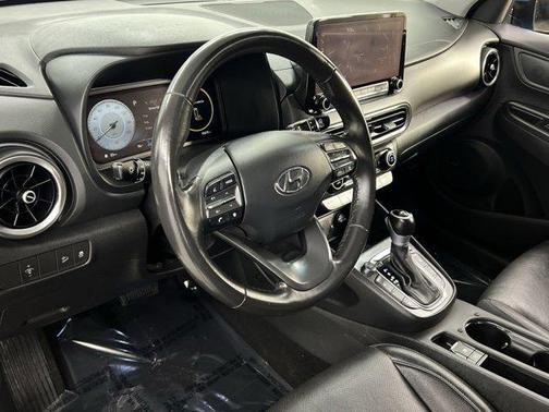 2022 Hyundai KONA Limited