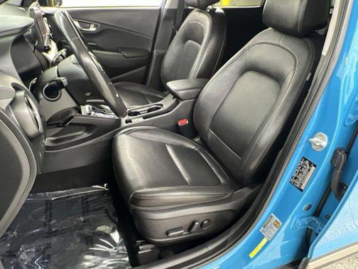 2022 Hyundai KONA Limited