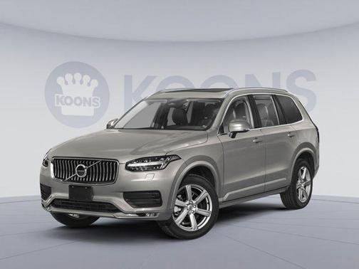 Silver Dawn Metallic 2023 Volvo XC90 B5 Plus