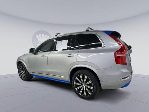 Silver Dawn Metallic 2023 Volvo XC90 B5 Plus