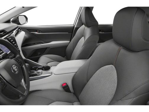 Midnight Black Metallic 2018 Toyota Camry LE