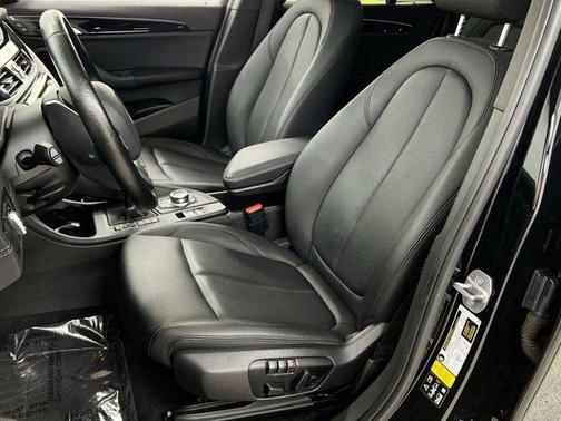 2022 BMW X1 xDrive28i