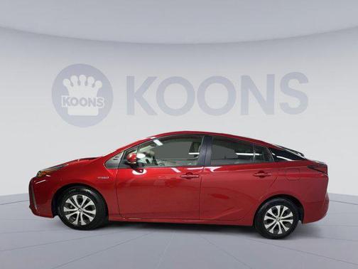 2022 Toyota Prius XLE