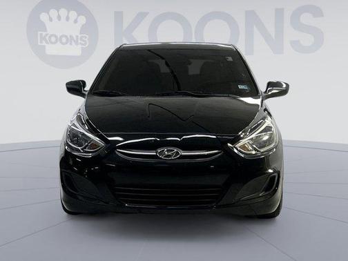 Photo 3 of 24 of 2017 Hyundai Accent SE