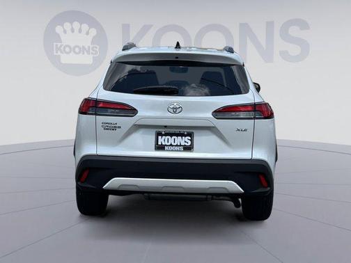 2025 Toyota Corolla Cross XLE
