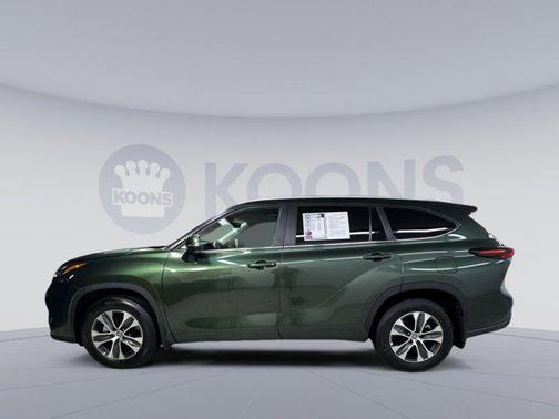 2024 Toyota Highlander XLE