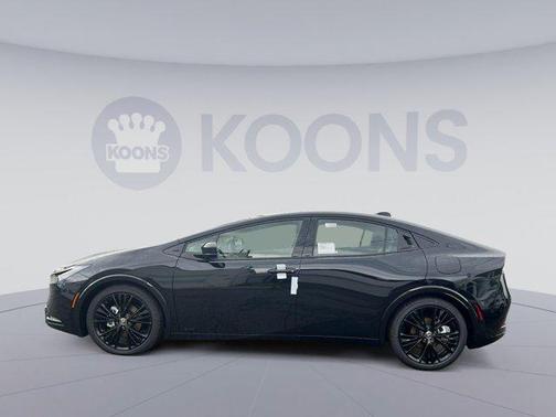 2025 Toyota Prius L