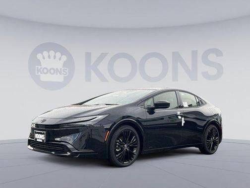 2025 Toyota Prius L
