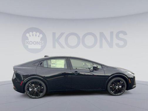 2025 Toyota Prius L