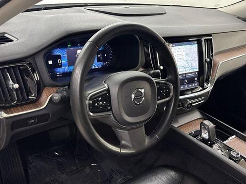 Crystal White Metallic 2024 Volvo S60 B5 Plus Dark Theme