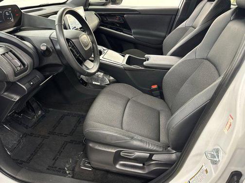 2023 Toyota bZ4X XLE