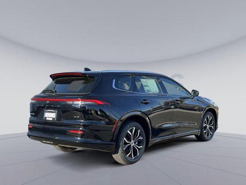 2026 Toyota Crown Signia XLE