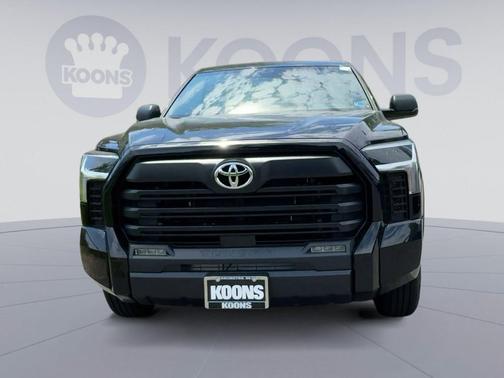 Midnight Black Metallic 2026 Toyota Tundra SR5