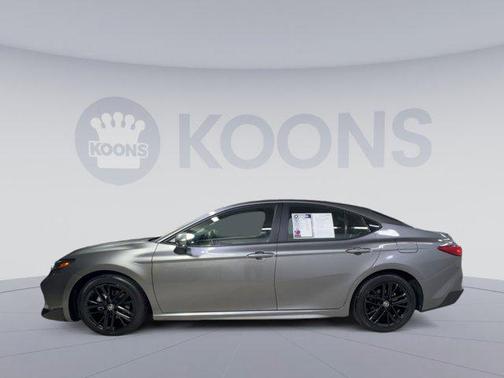 Heavy Metal 2025 Toyota Camry SE