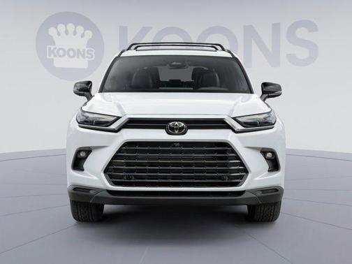 2026 Toyota Highlander Hybrid Base