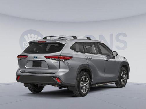 Heavy Metal 2026 Toyota Highlander Hybrid XLE