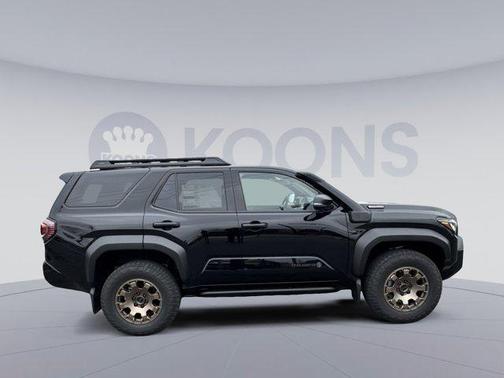 2025 Toyota 4Runner Hybrid Trailhunter