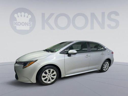 Classic Silver Metallic 2024 Toyota Corolla LE