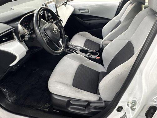 Ice Cap 2023 Toyota Corolla SE