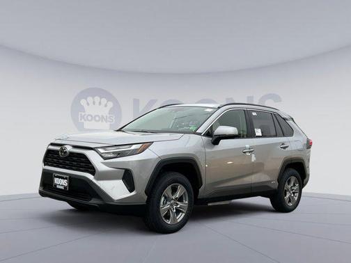 2025 Toyota RAV4 Hybrid XLE