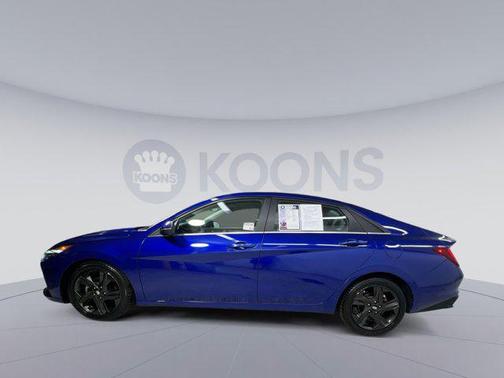 2022 Hyundai ELANTRA Limited