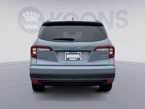 Gray 2022 Honda Pilot AWD Special Edition
