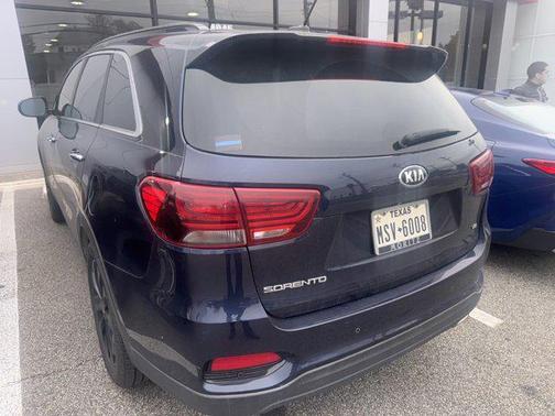 2019 Kia Sorento S