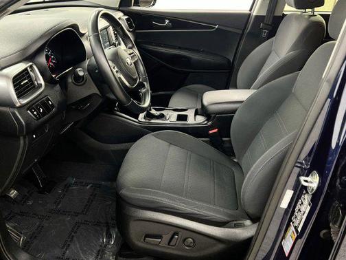 2019 Kia Sorento S