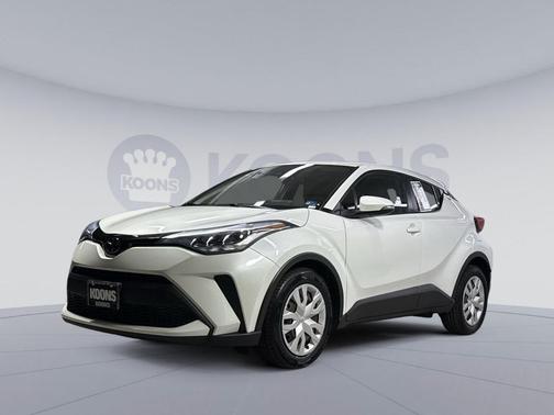 Blizzard Pearl 2021 Toyota C-HR LE