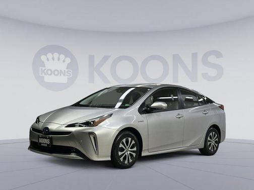 2020 Toyota Prius LE