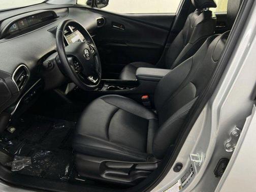 2020 Toyota Prius LE