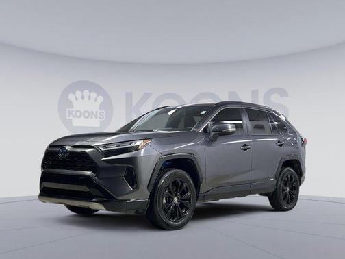 2022 Toyota RAV4 Hybrid SE