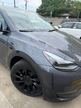 Midnight Silver Metallic 2023 Tesla Model Y Long Range Dual Motor All-Wheel Drive