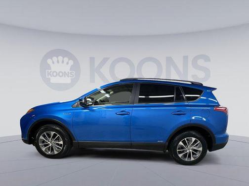2017 Toyota RAV4 Hybrid XLE