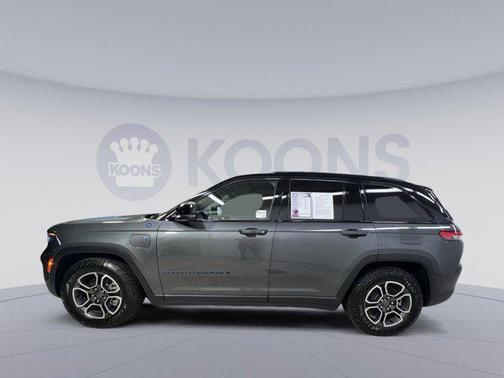 2022 Jeep Grand Cherokee 4xe Trailhawk