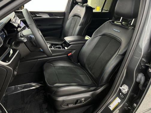 2022 Jeep Grand Cherokee 4xe Trailhawk