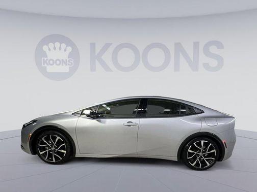 2024 Toyota Prius Prime SE