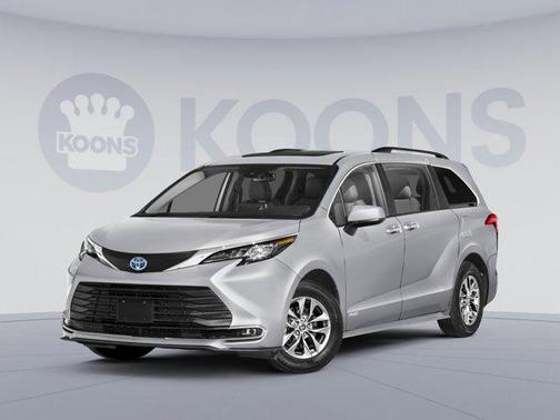 2025 Toyota Sienna XLE 7 Passenger